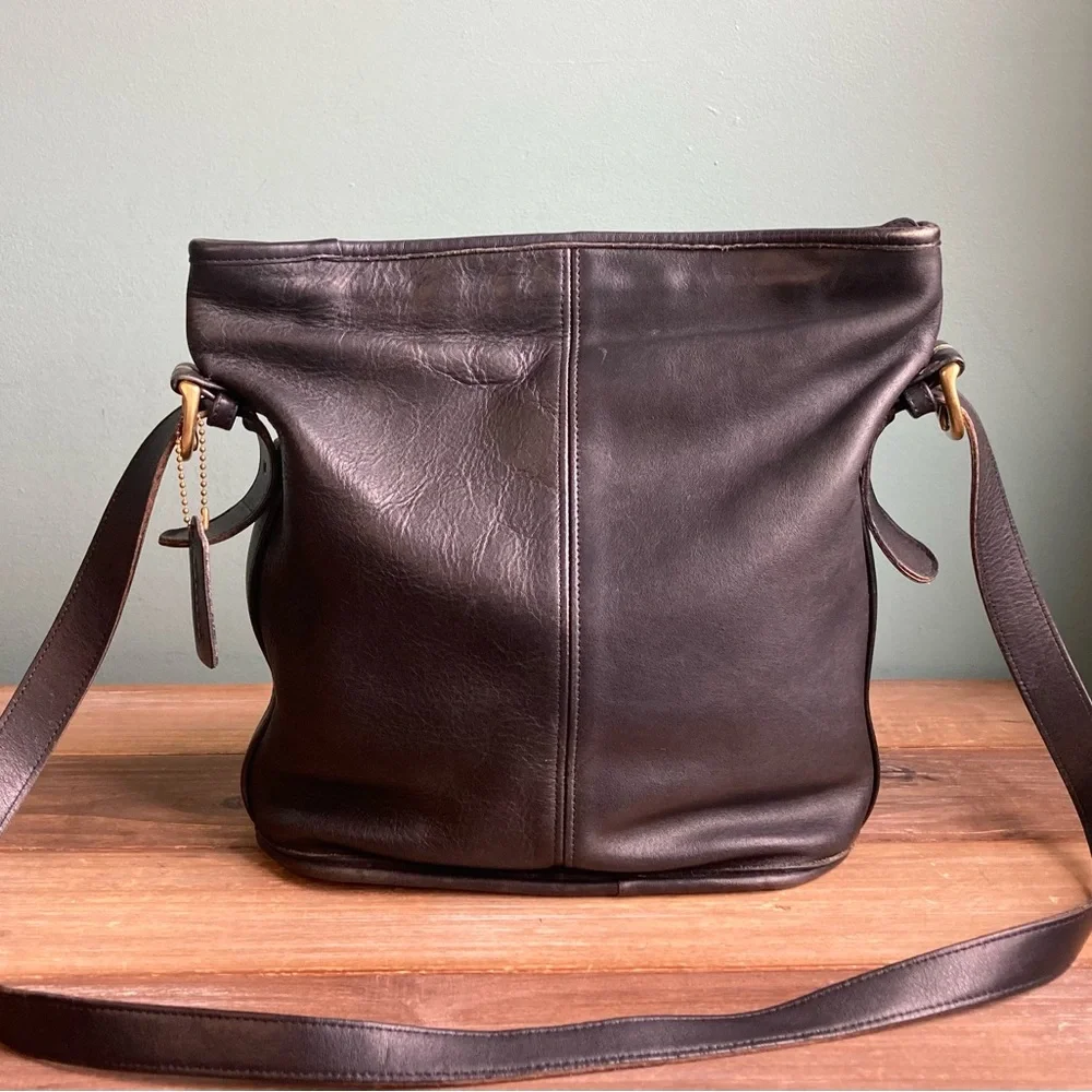 Vintage Coach 4153 Black Leather Bleecker Bucket Bag Crossbody